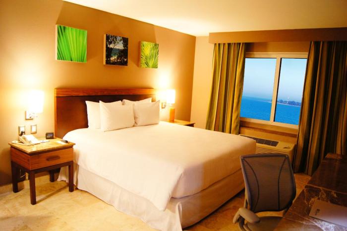 hilton garden inn boca del rio veracruz