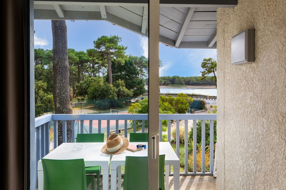 sowell family pignada plage