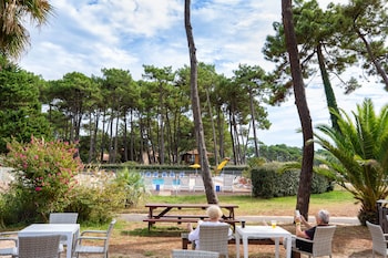 sowell family pignada plage