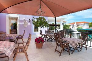 Akamanthea Holiday Village,Paphos>>Latsi,3 star