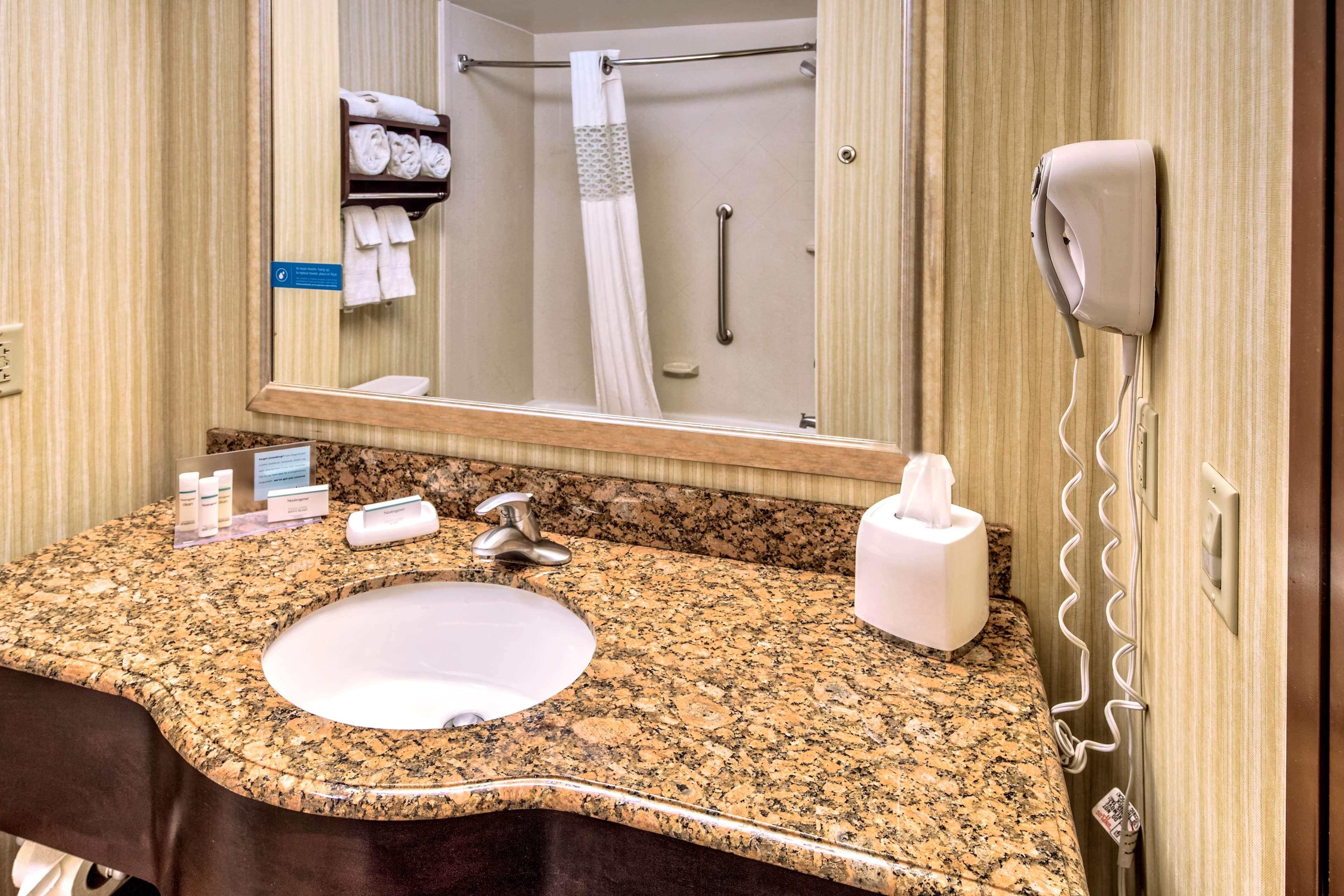 hampton inn rochester irondequoit