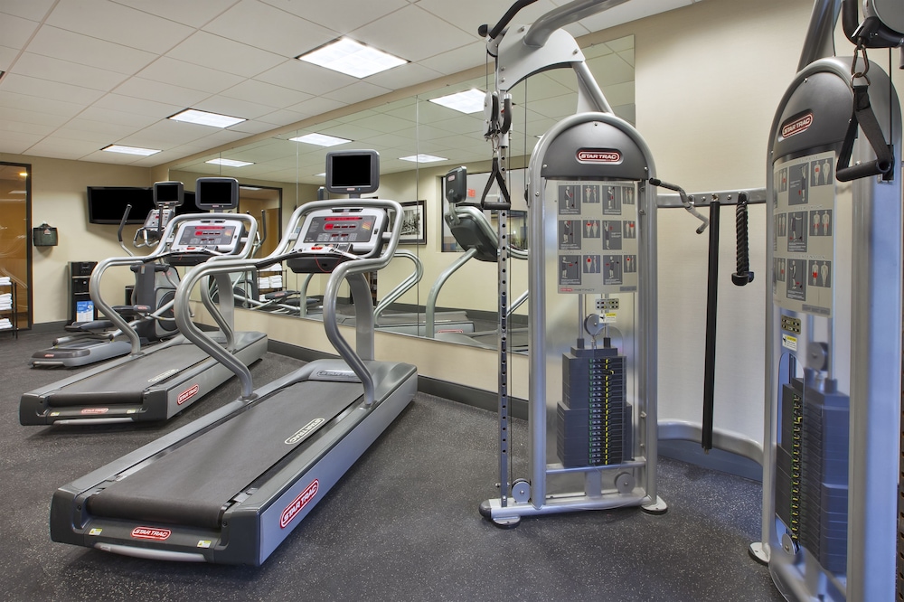 holiday inn express and suites wheeling by ihg