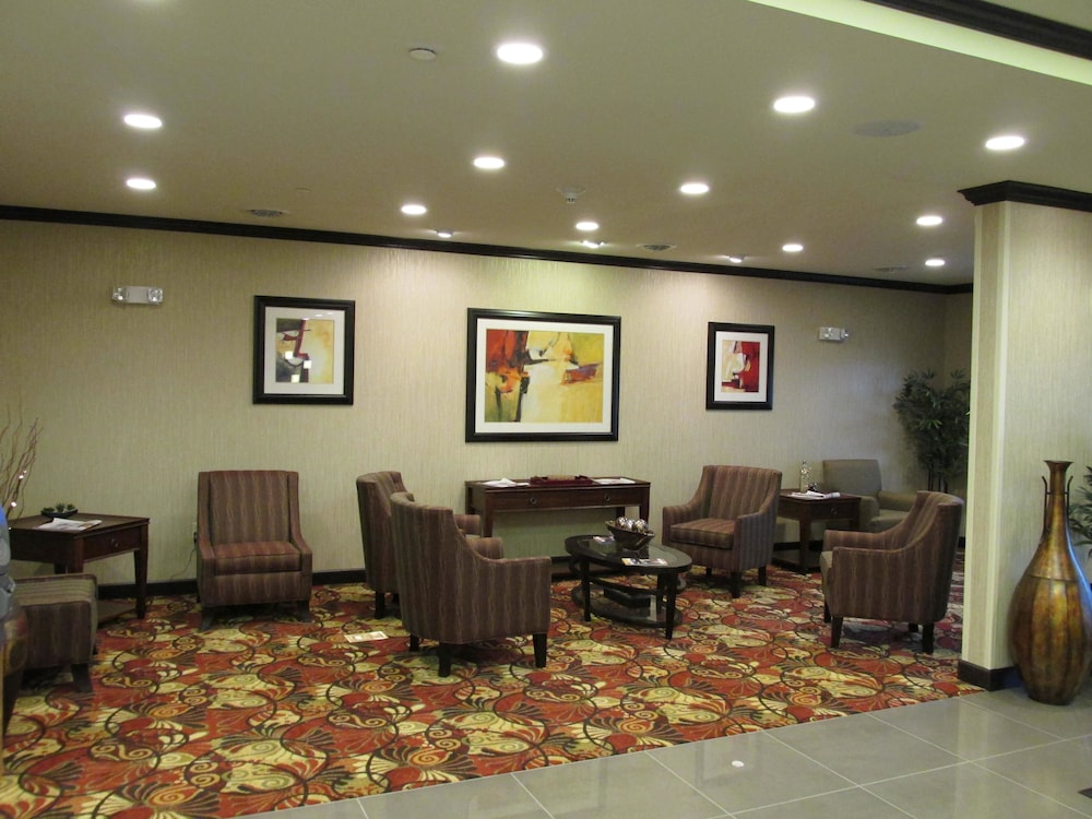 holiday inn express and suites wheeling by ihg