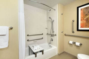 hampton inn and suites charles town