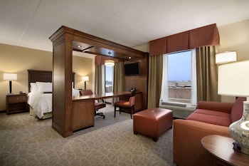 hampton inn and suites charles town