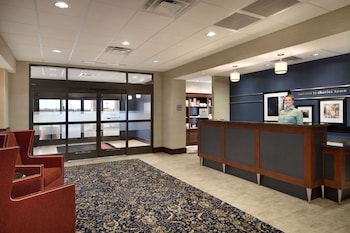Hampton Inn & Suites Charles Town,Charleston>>Charles Town,3 star