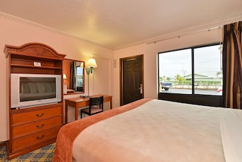 budget inn okeechobee