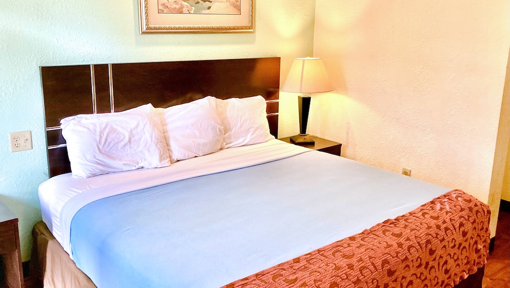 budget inn okeechobee