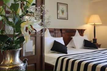 arc de triomphe by citybookings