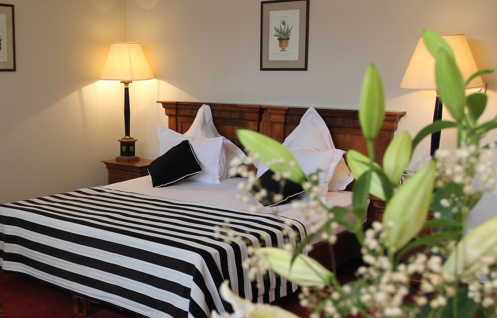 arc de triomphe by citybookings