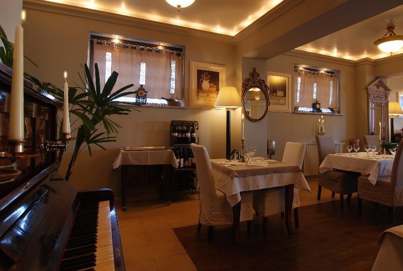 arc de triomphe by citybookings