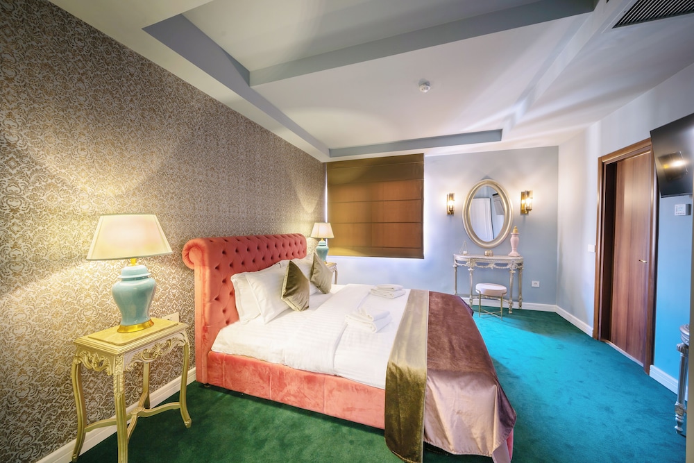 phoenicia comfort hotel