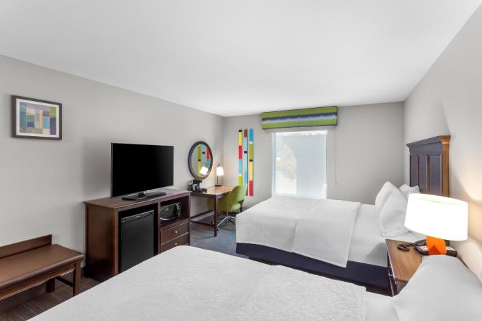hampton inn huntington university area