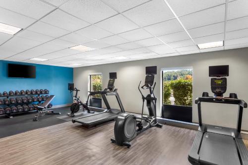 hampton inn huntington university area