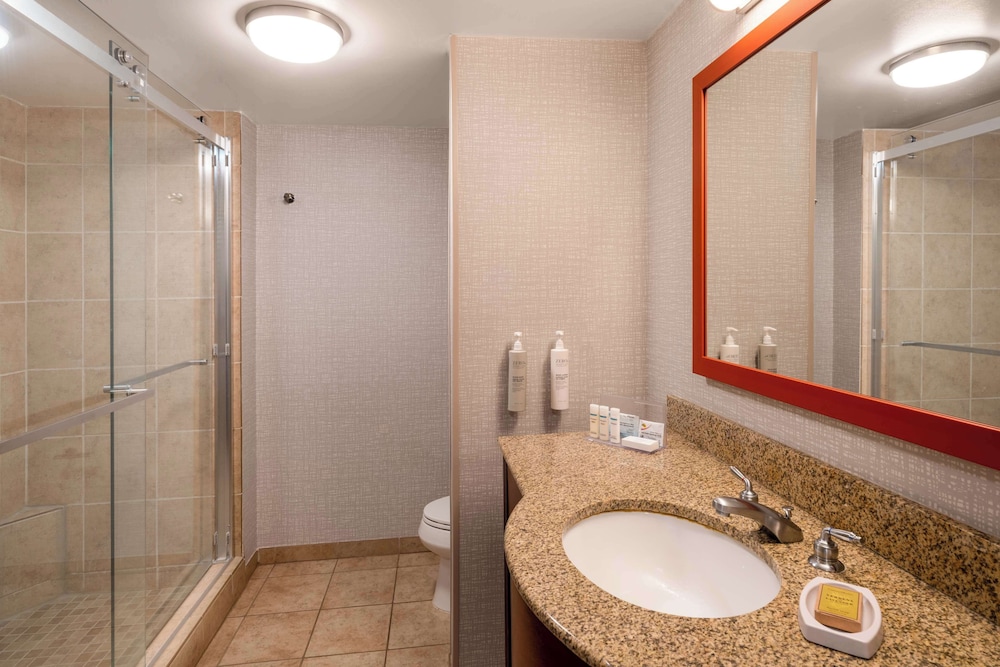 hampton inn and suites salida