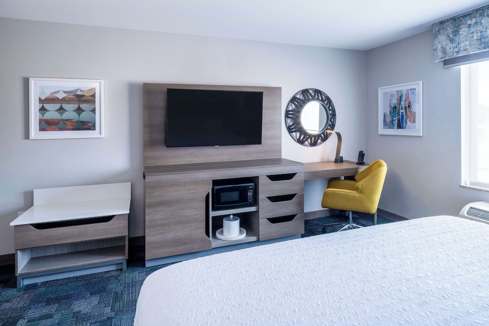 hampton inn and suites salida