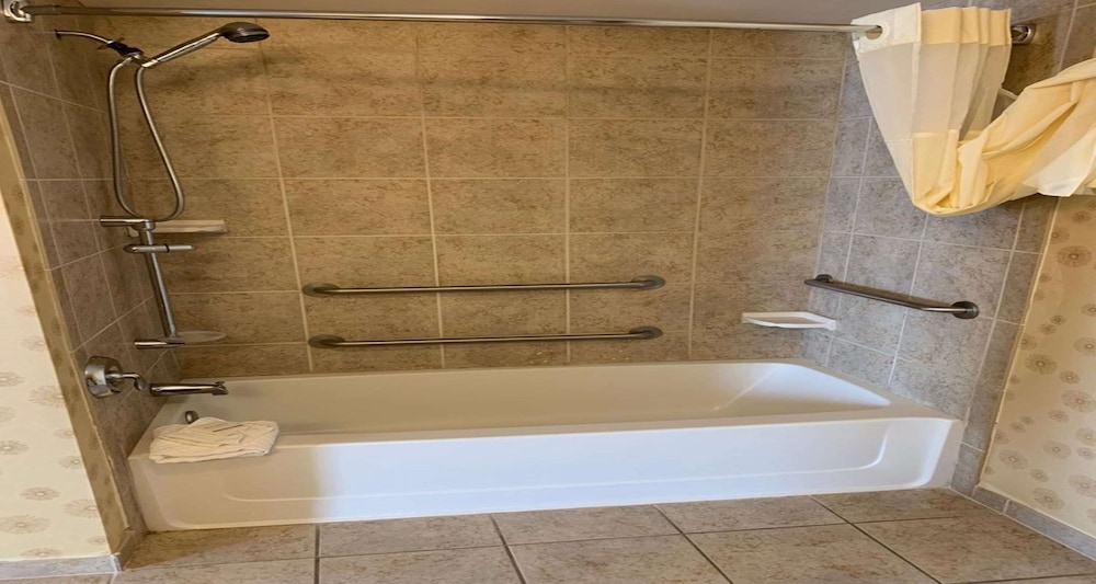 hampton inn and suites salida