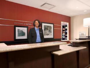 hampton inn and suites salida