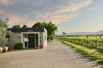 Parehua Resort,Featherston>>Dyerville,5 star