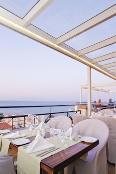 sea view resorts and spa