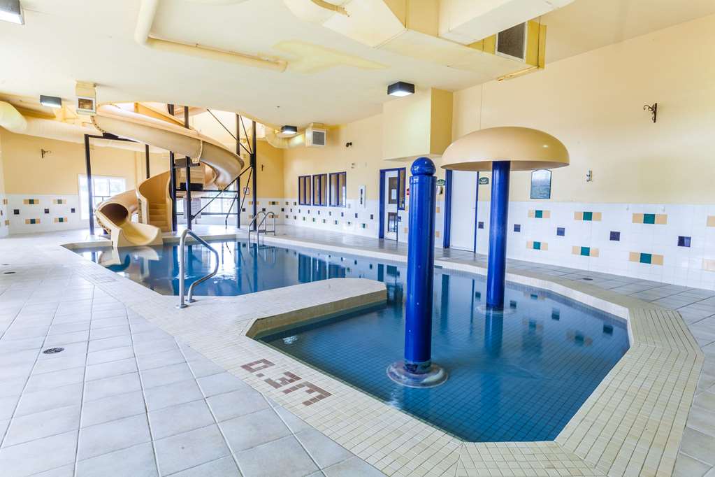 super 8 by wyndham amherst ns