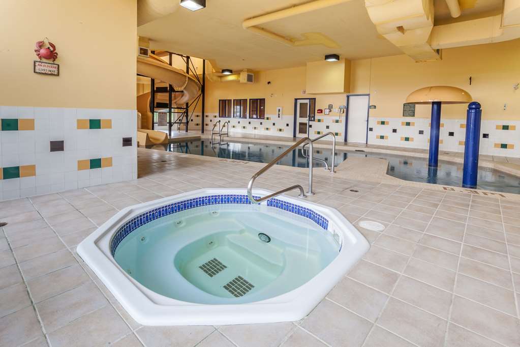 super 8 by wyndham amherst ns