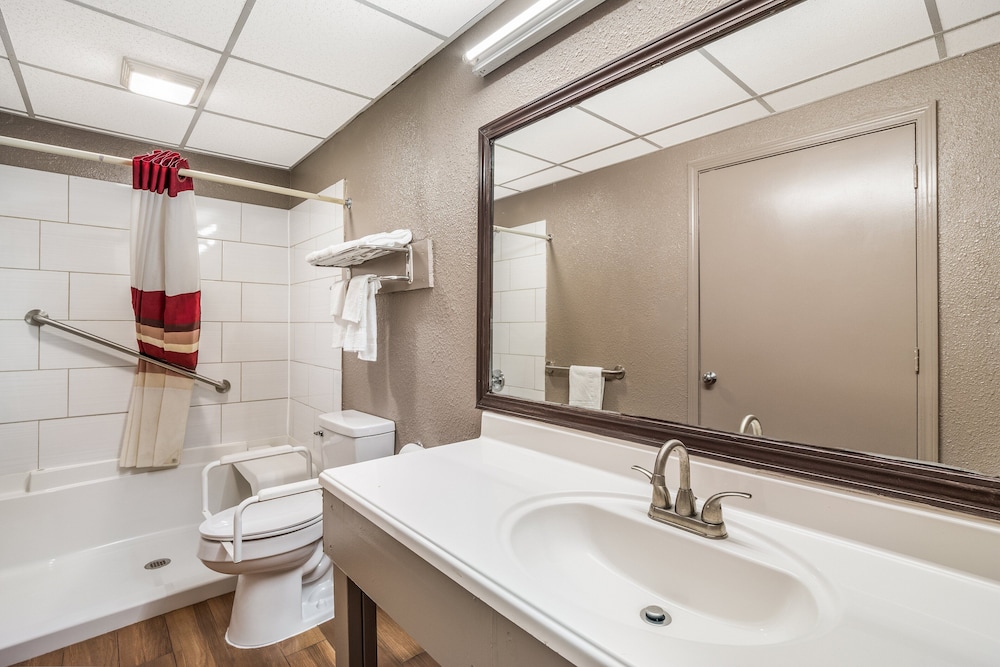 red roof inn sumter