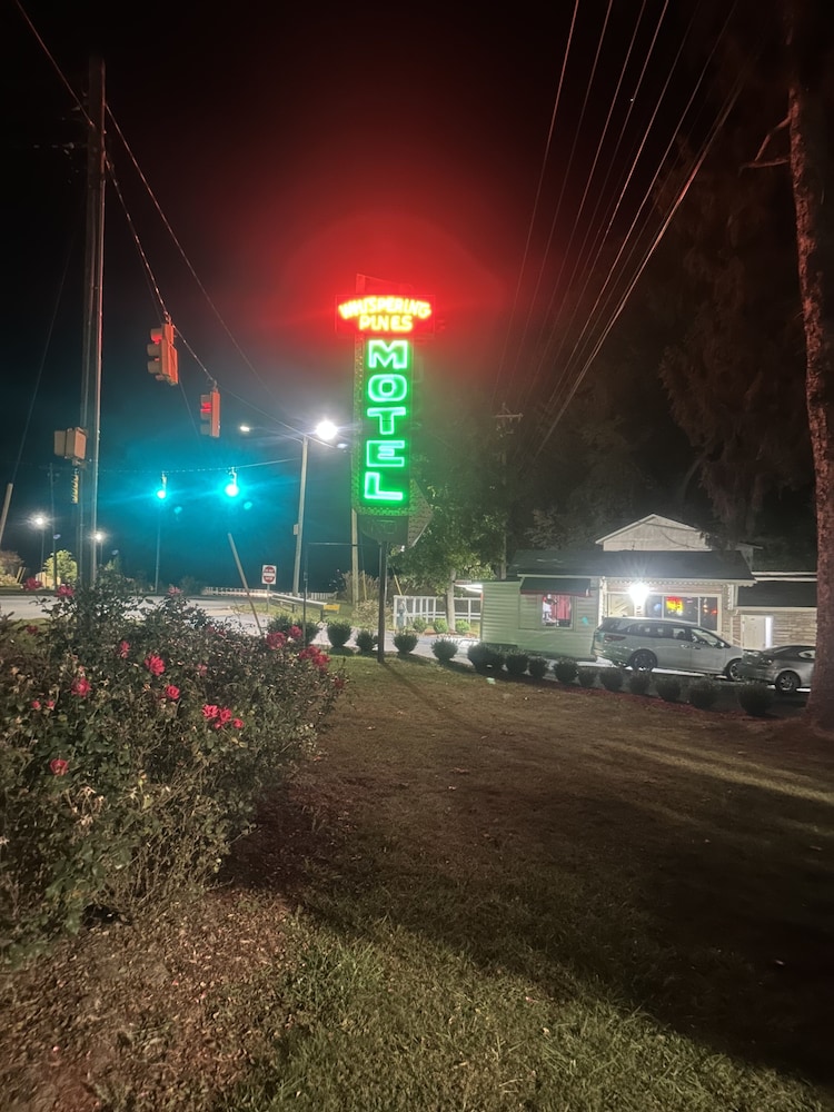 whispering pines motel