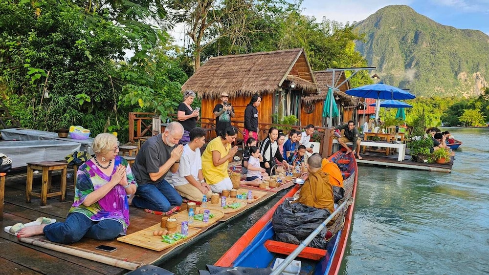 bansuan riverview bungalows