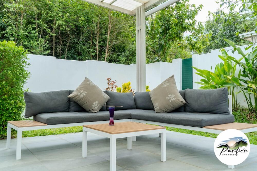bansuan riverview bungalows