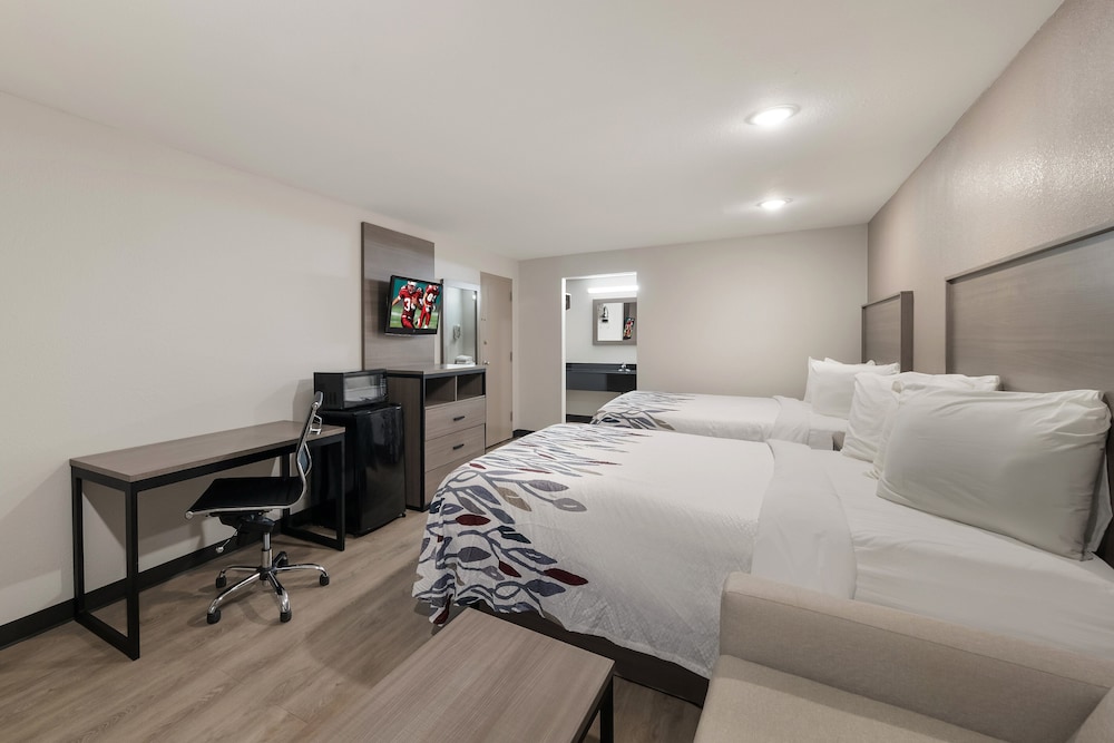 red roof inn and conference center mckinney