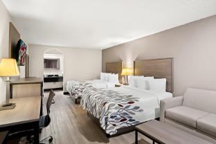 red roof inn and conference center mckinney