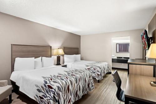 red roof inn and conference center mckinney