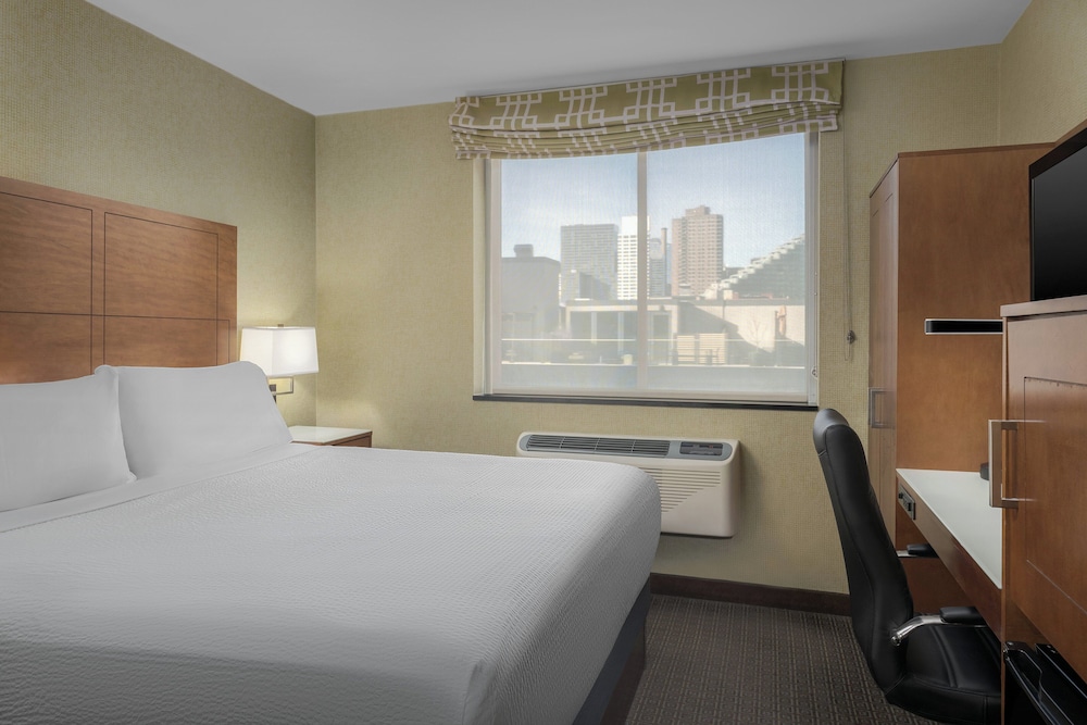 holiday inn express manhattan midtown west
