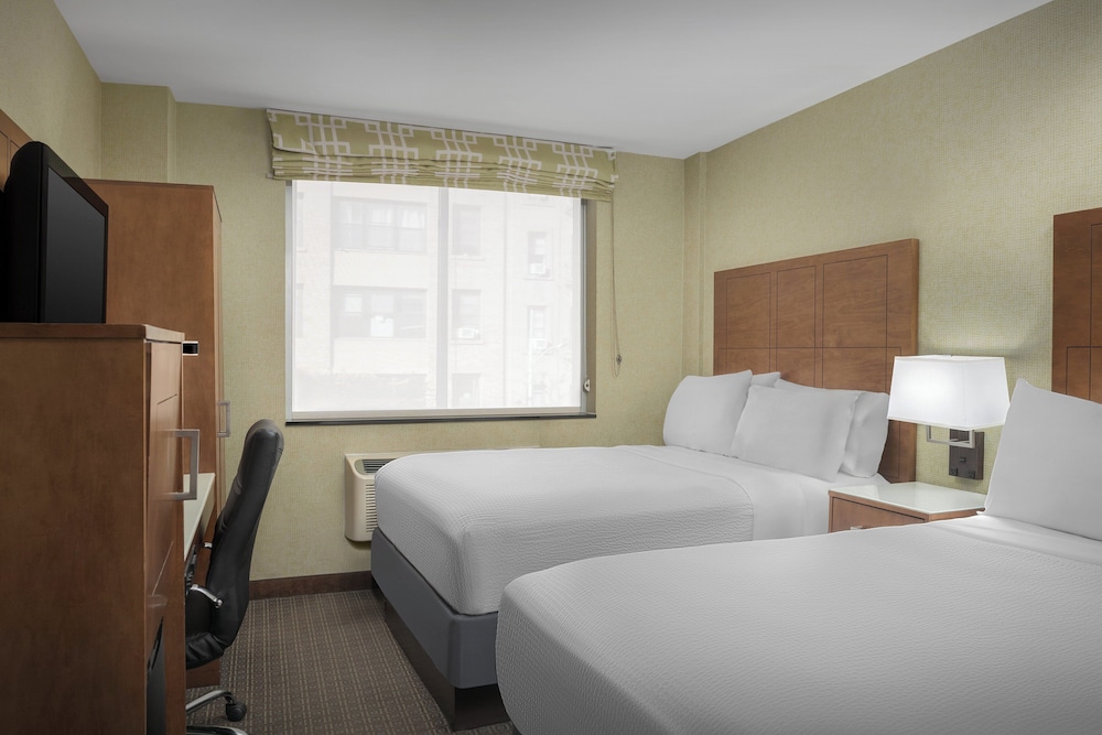 holiday inn express manhattan midtown west