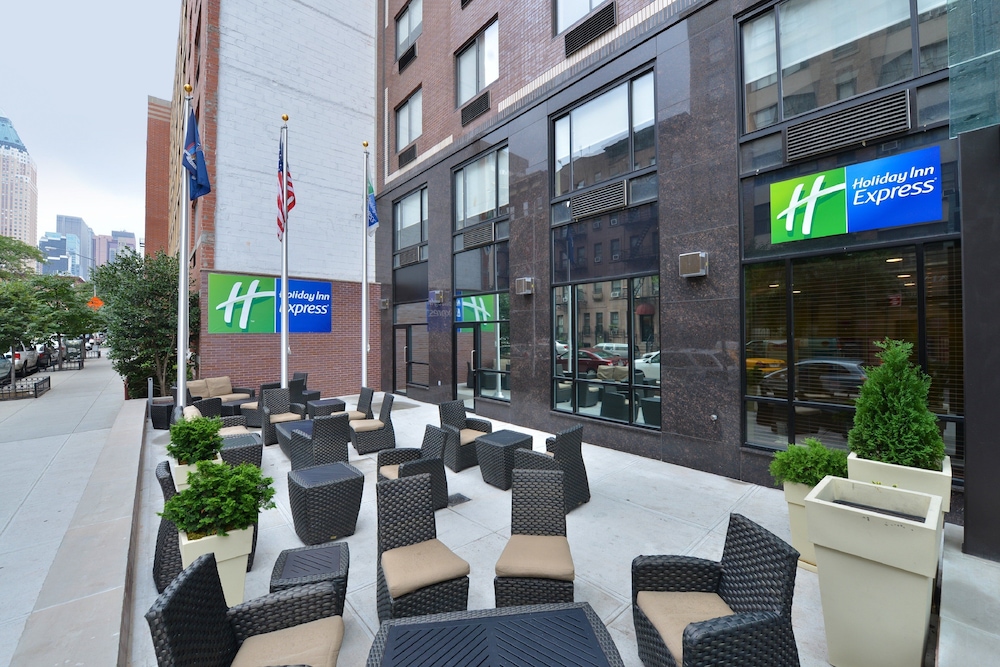 holiday inn express manhattan midtown west