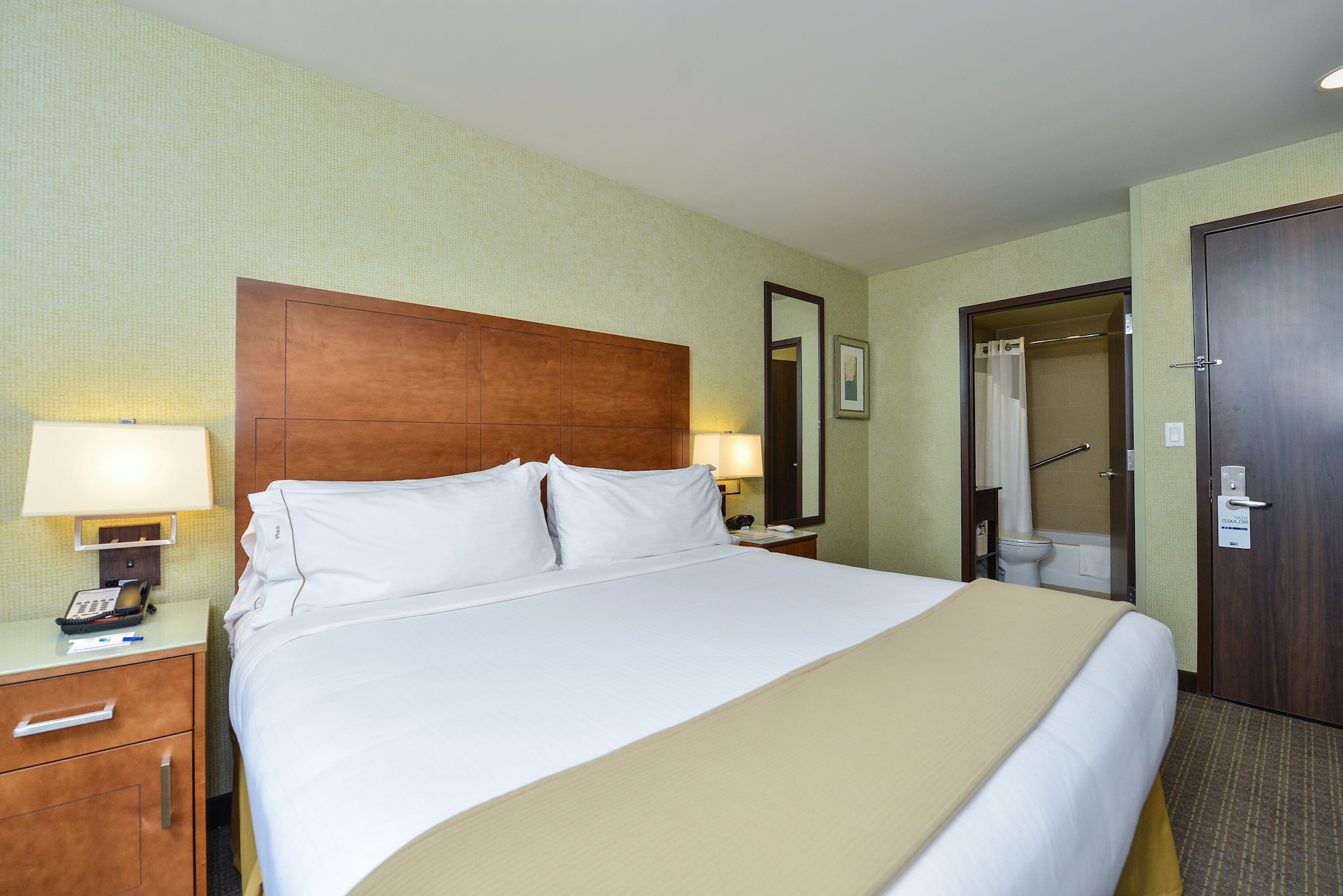 holiday inn express manhattan midtown west