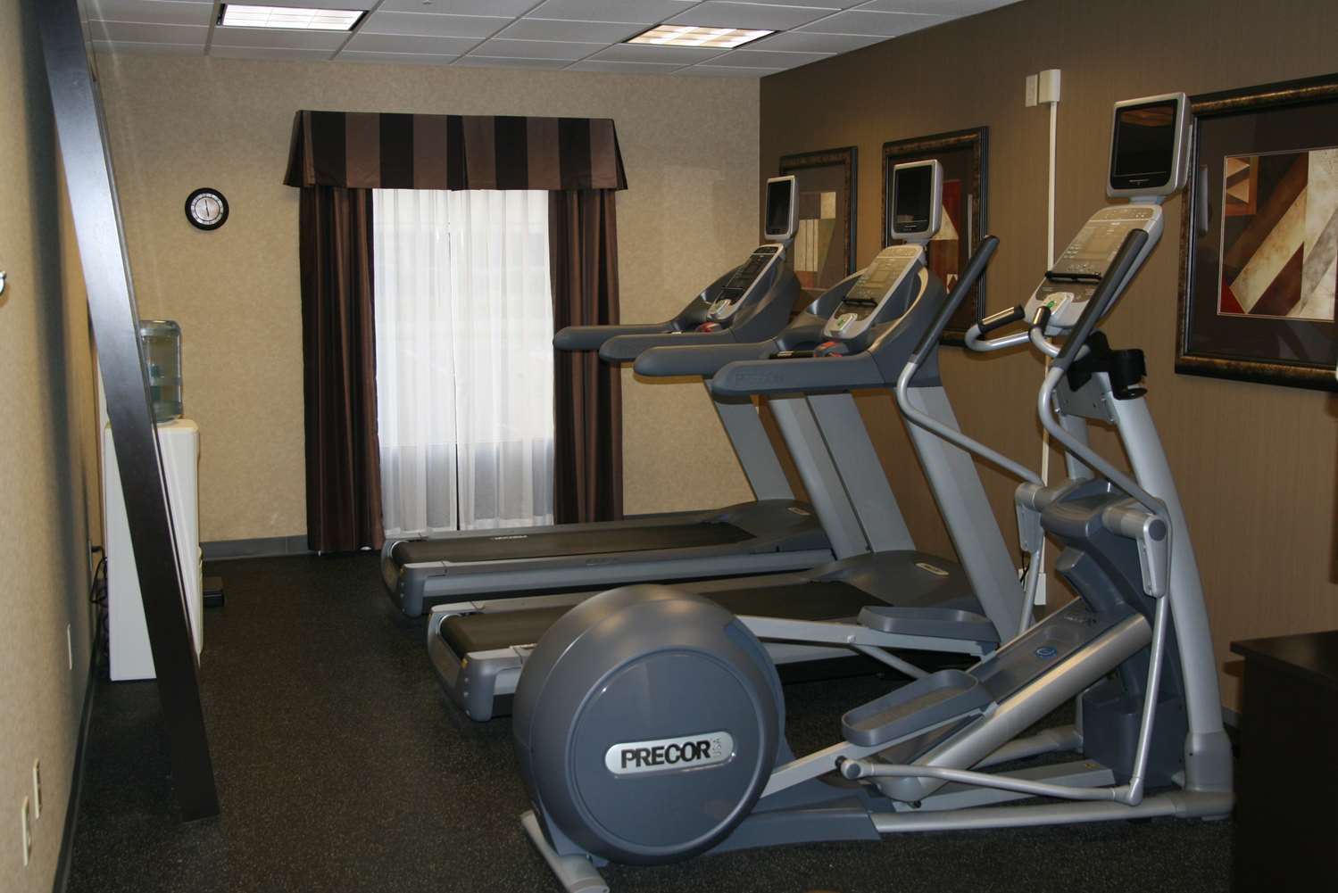 hampton inn and suites orlando john young pkwy s park