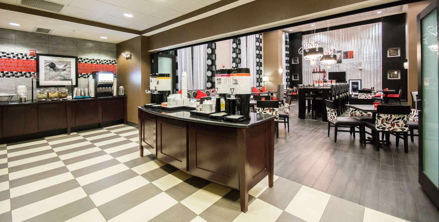 hampton inn and suites orlando john young pkwy s park