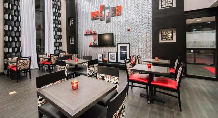 hampton inn and suites orlando john young pkwy s park