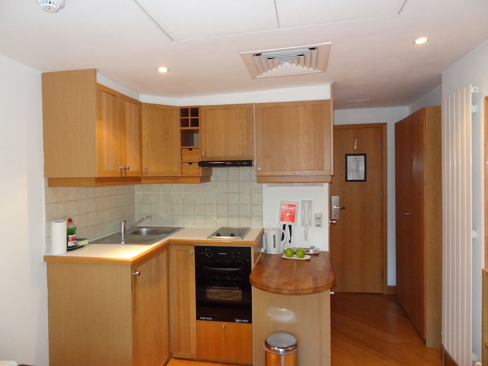 studios 2 let serviced apartments adults only