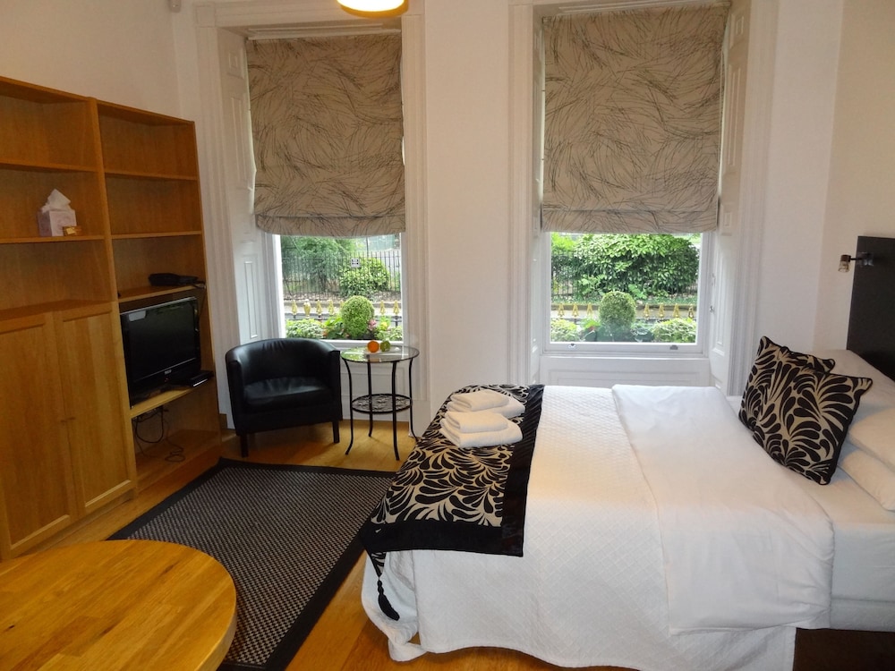 studios 2 let serviced apartments adults only