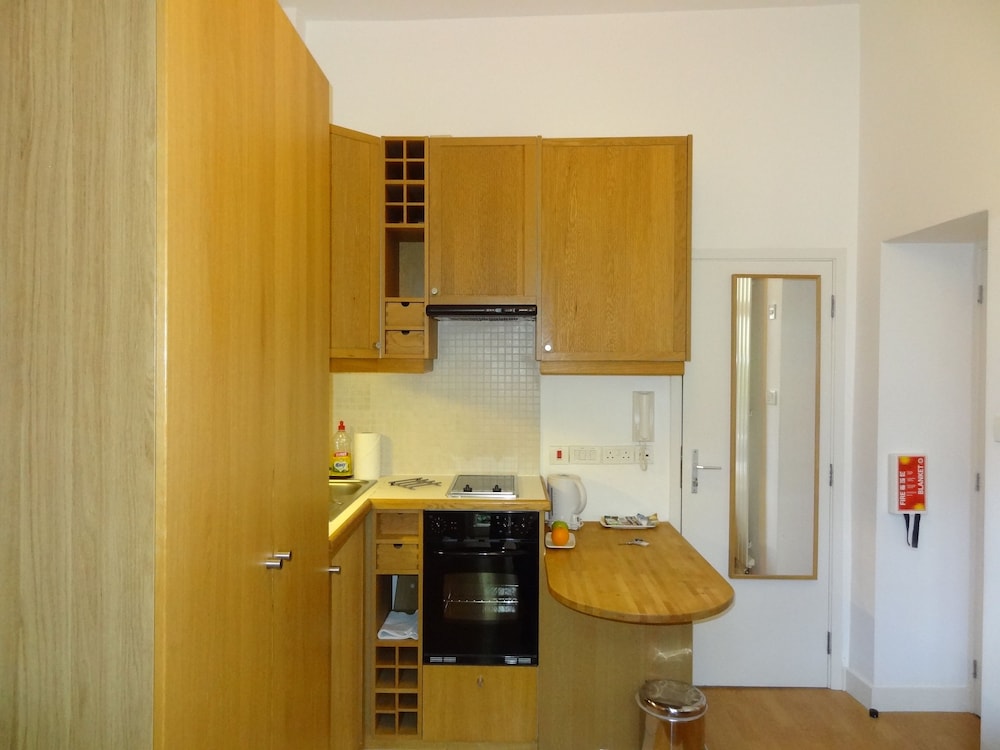 studios 2 let serviced apartments adults only