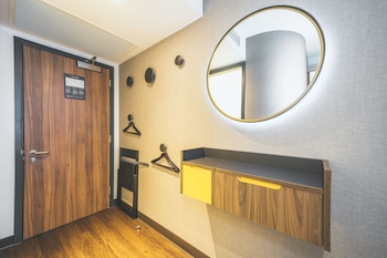 point a hotel london liverpool street