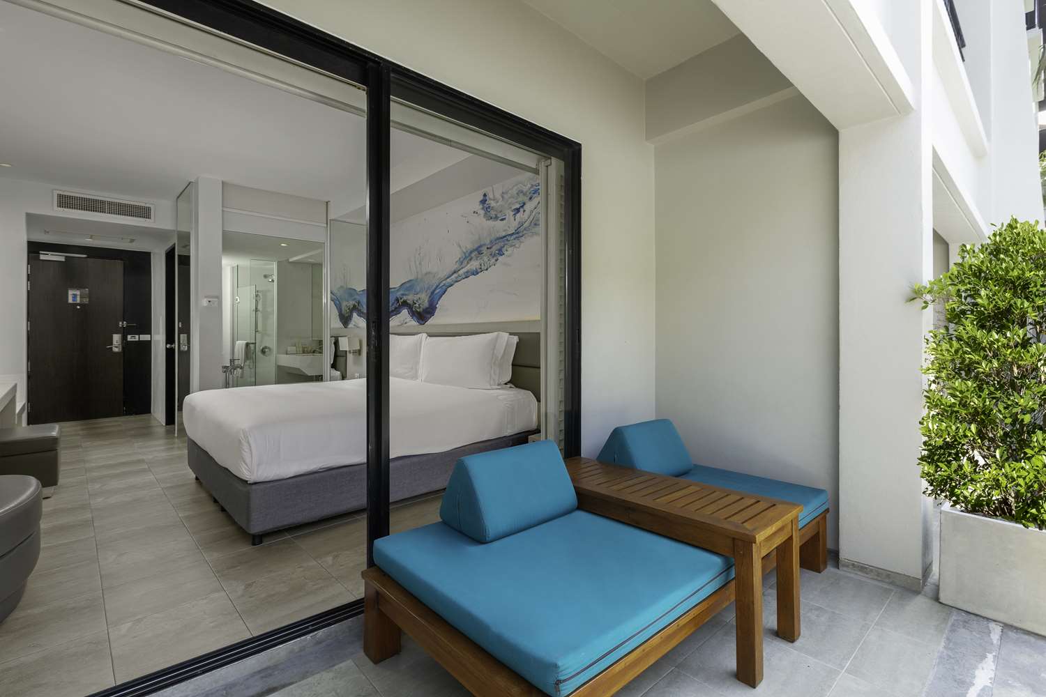 doubletree by hilton phuket banthai resort