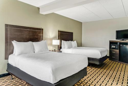 shorecrest motor inn