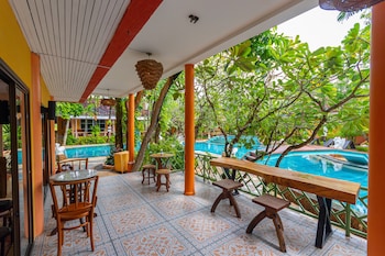 aochalong villa resort and spa