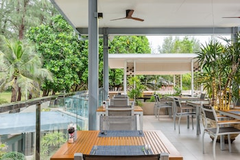 dewa phuket resort and villas