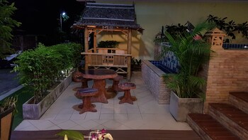 green harbor hotel and service apartment