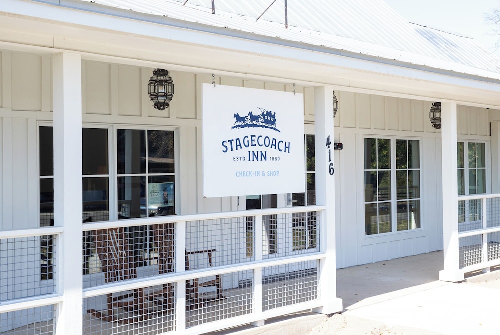 stagecoach inn